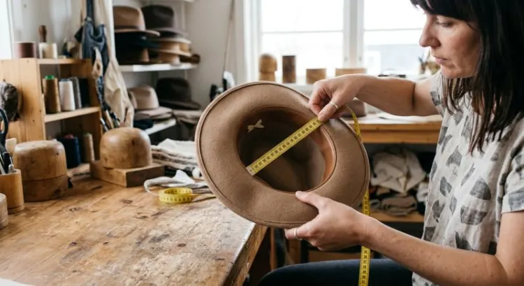 Taille de casquette : comment mesurer son tour de tête et trouver la bonne taille